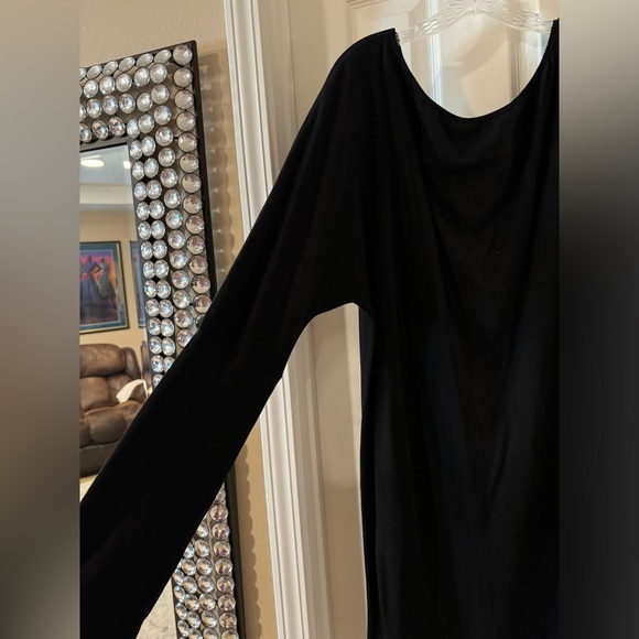 Black Bodycon Dress - Picture 4 of 5